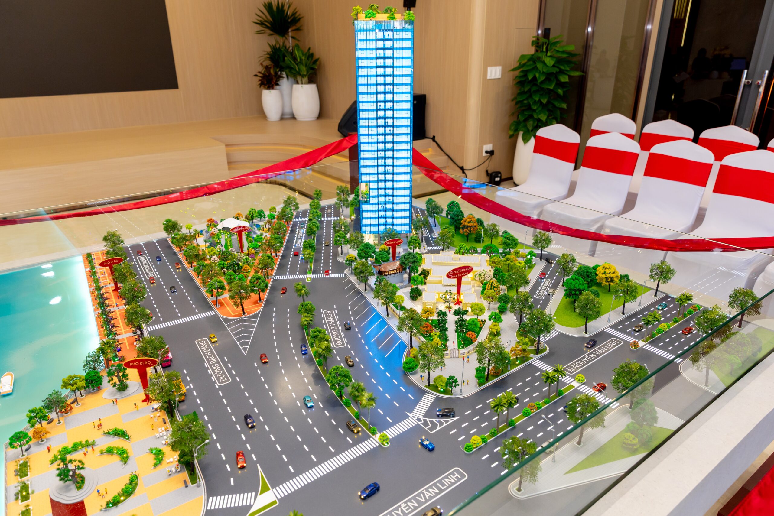 SỰ KIỆN RA MẮT THAM QUAN SA BÀN DỰ ÁN M RIVERSIDE DANANG